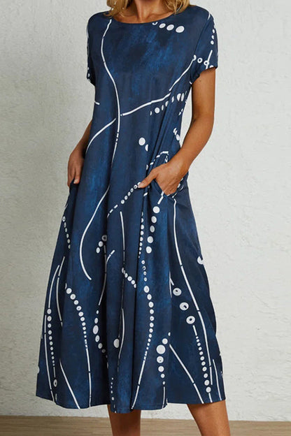 Gracefully Styled Dress for Any Occasion