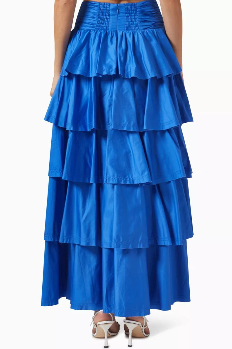 Effortlessly Elegant Top with a Timeless Design