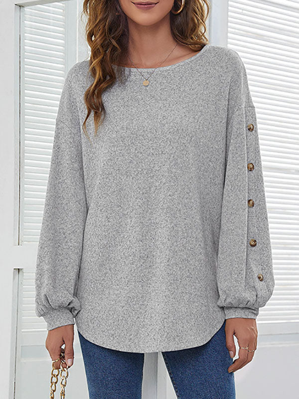 Effortlessly Elegant T-Shirt with a Timeless Design