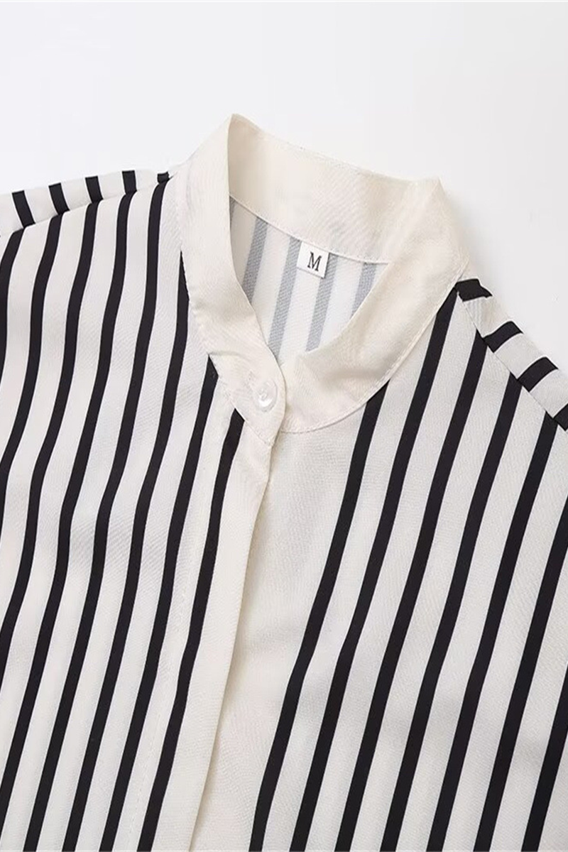Beautifully Finished Blouse in a Timeless Design