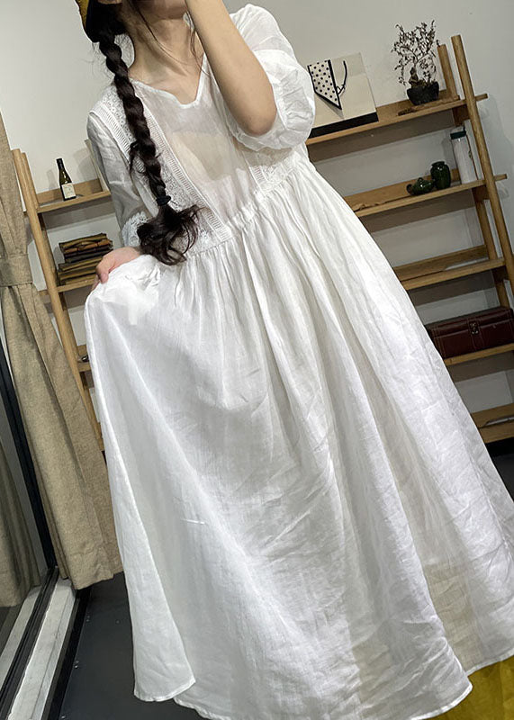 Beautifully Finished Dress in a Timeless Design