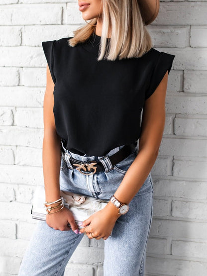 Well Tailored Blouse with a Graceful Silhouette