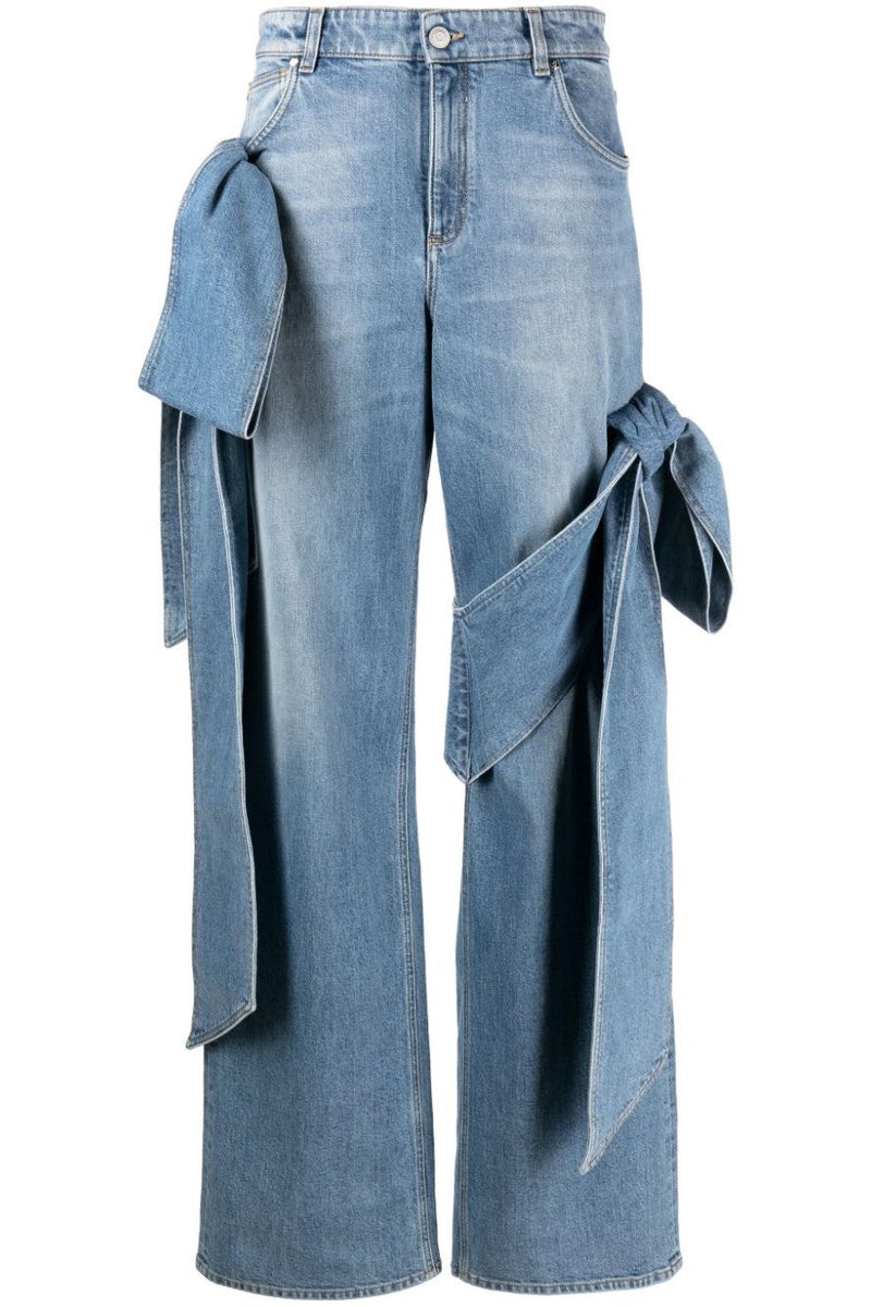 Classic Vintage Top with a Flattering Fit