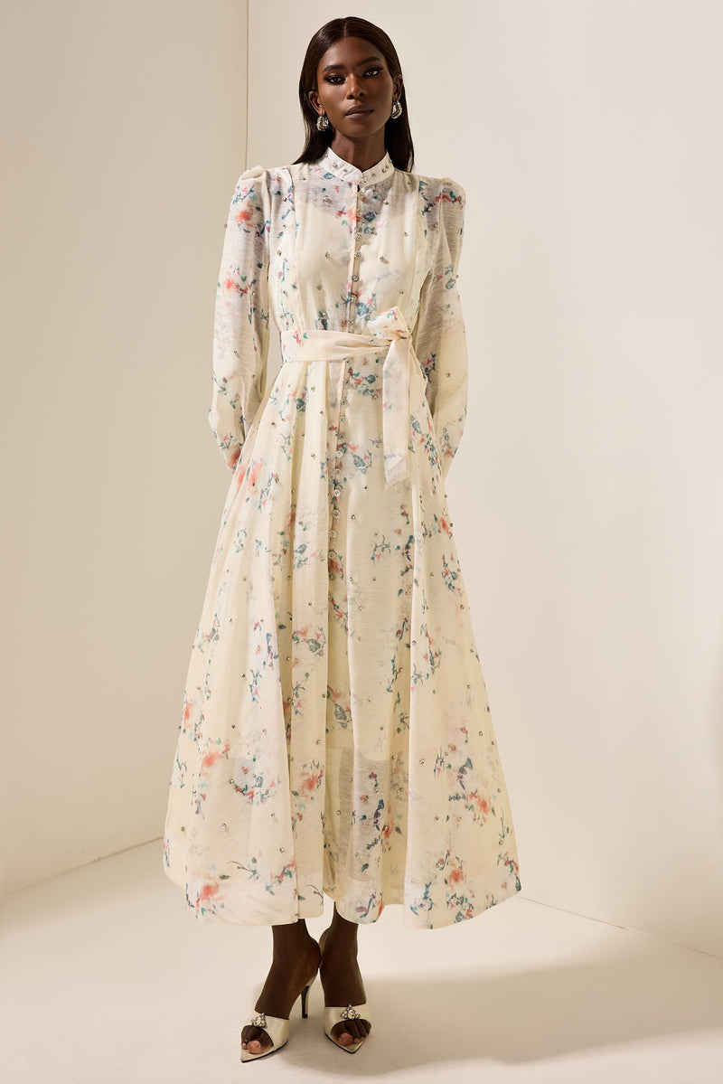 Well Tailored Dress with a Graceful Silhouette