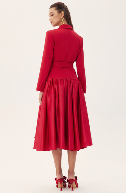 Polished Dress with an Effortless Classic Look