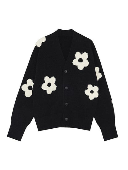 Effortlessly Elegant Cardigan with a Timeless Design
