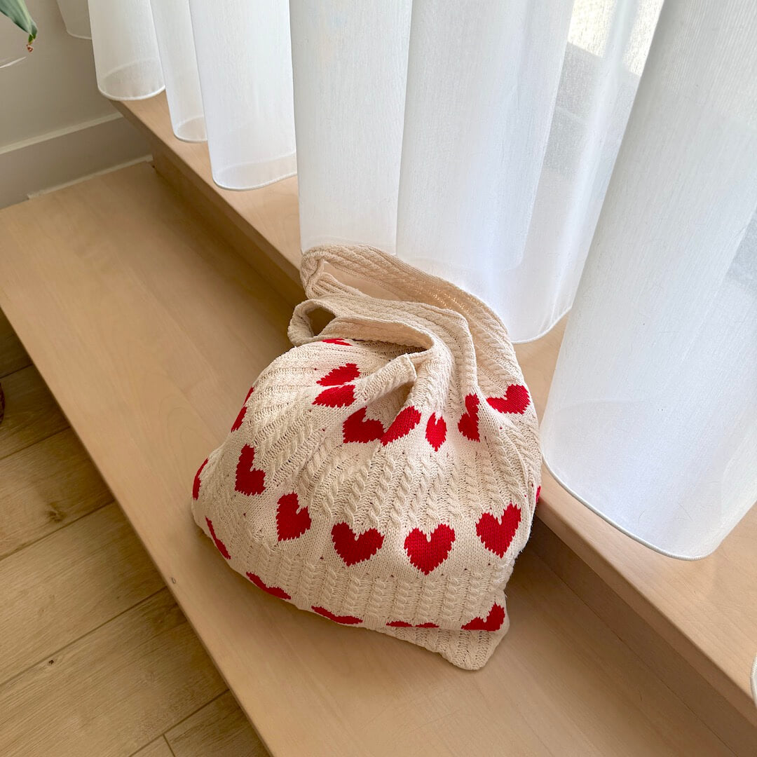 Polished Bag with an Effortless Classic Look