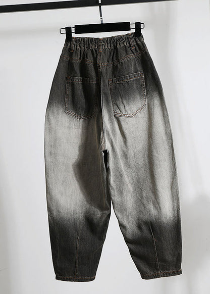 Effortlessly Elegant Pants with a Timeless Design