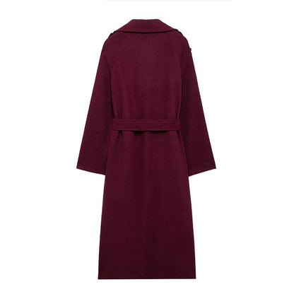 Gracefully Styled Coat for Any Occasion