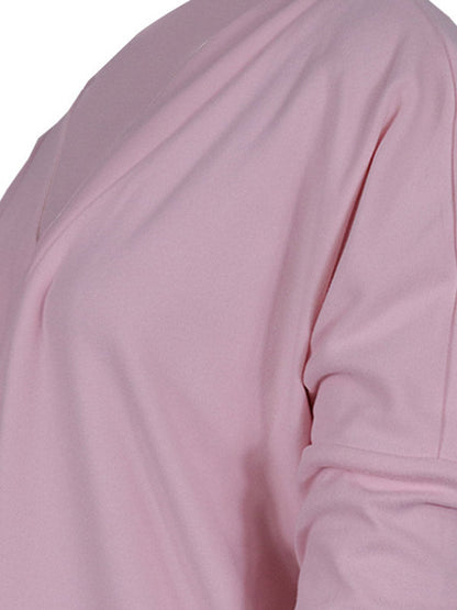 Effortlessly Elegant T-Shirt with a Timeless Design