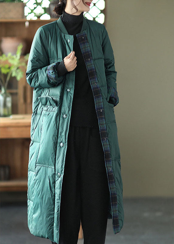 Well Tailored Coat with a Graceful Silhouette