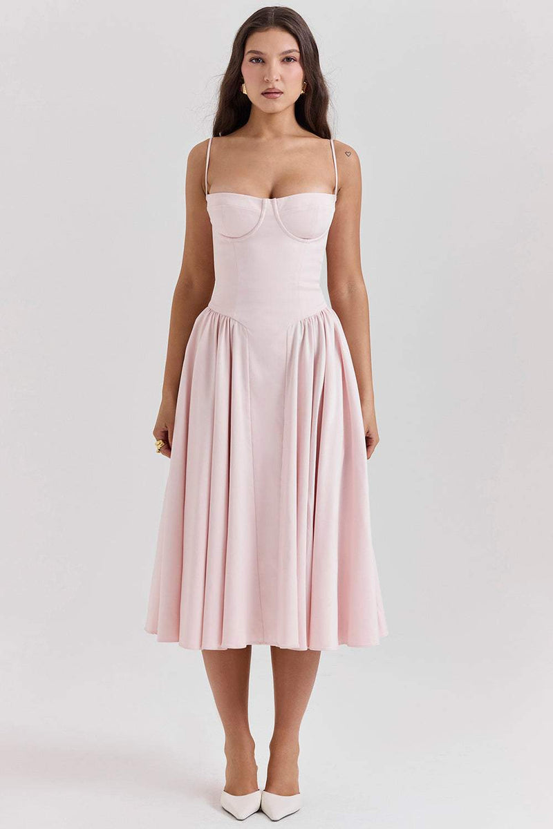 Gracefully Styled Dress for Any Occasion