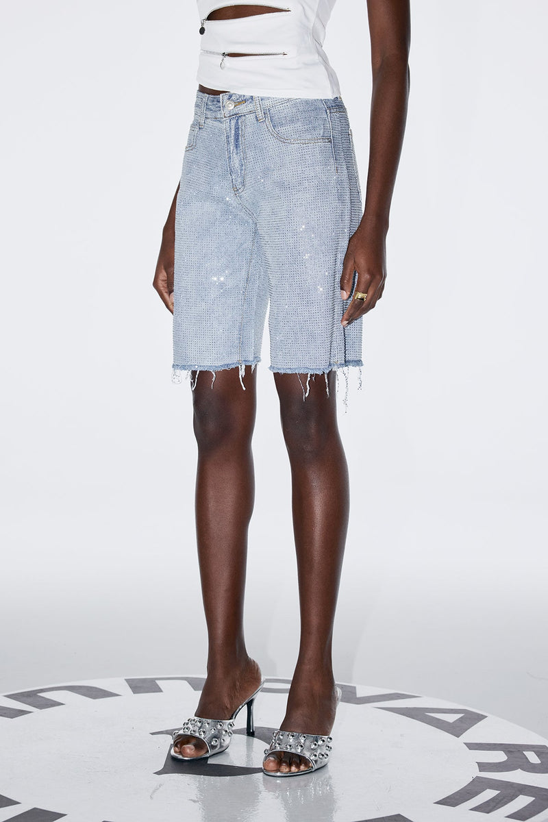 Gracefully Styled Garment for Any Occasion