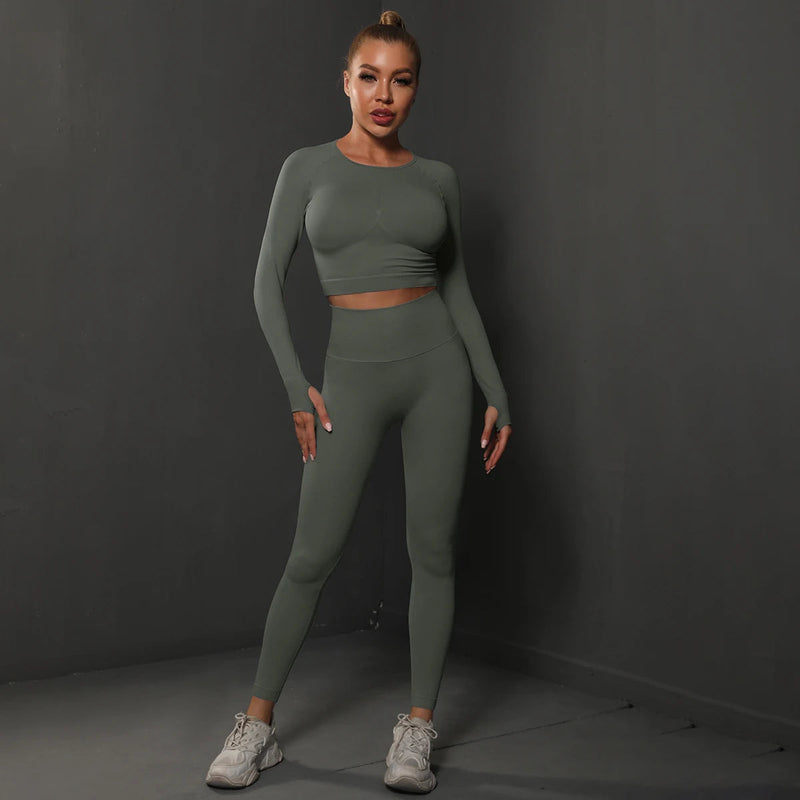 Effortlessly Elegant Garment with a Timeless Design