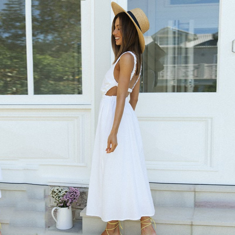 Effortlessly Elegant Dress with a Timeless Design