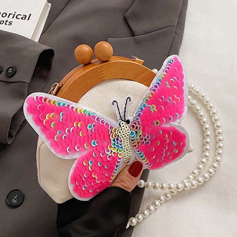 Gracefully Styled Bag for Any Occasion