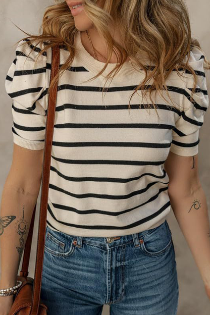 Effortlessly Elegant T-Shirt with a Timeless Design
