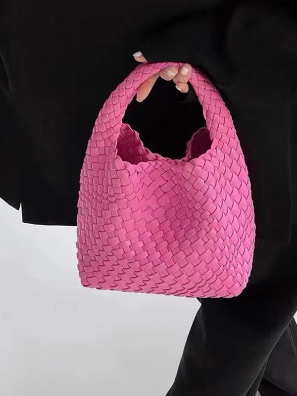 Beautifully Finished Bag in a Timeless Design