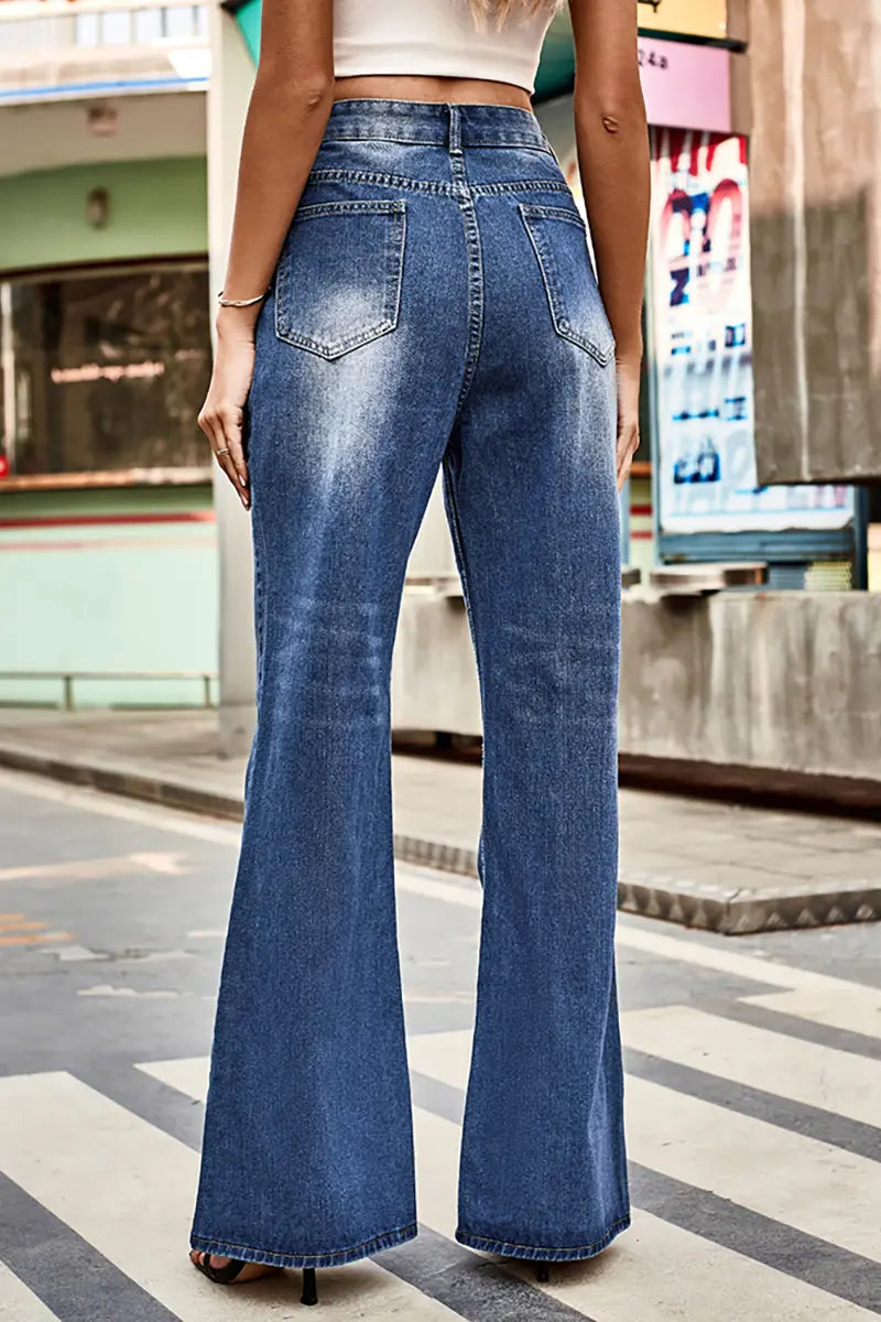 Classic Vintage Pants with a Flattering Fit
