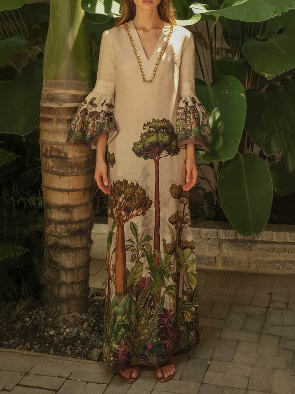 Well Tailored Dress with a Graceful Silhouette