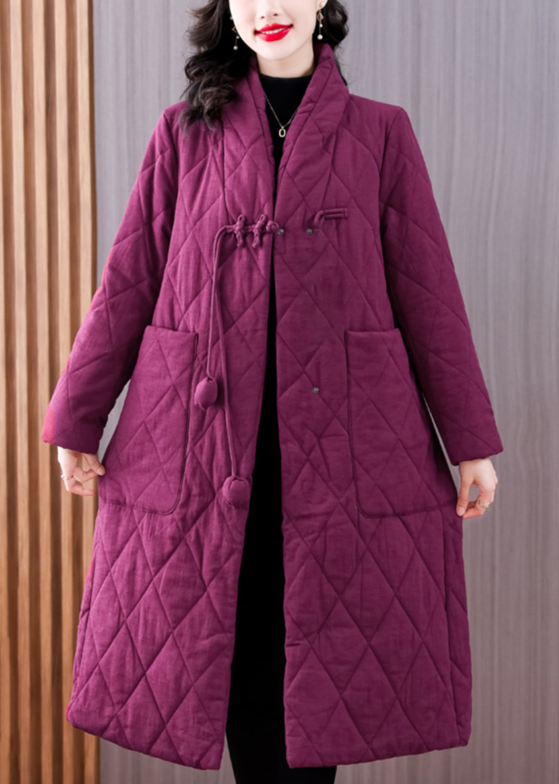 Well Tailored Coat with a Graceful Silhouette