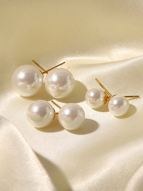 Sophisticated Garment with a Clean Classic Look
