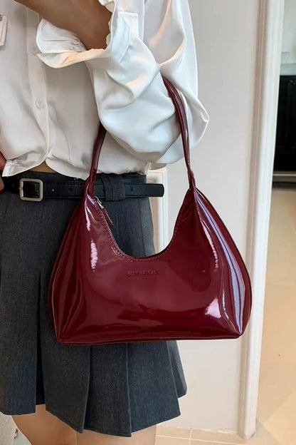 Beautifully Crafted Bag in a Classic Style