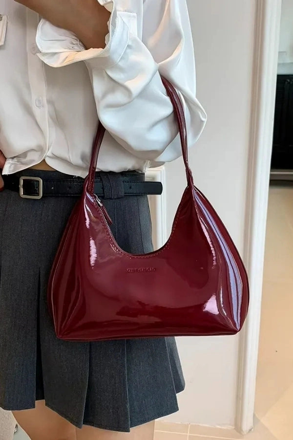Beautifully Crafted Bag in a Classic Style
