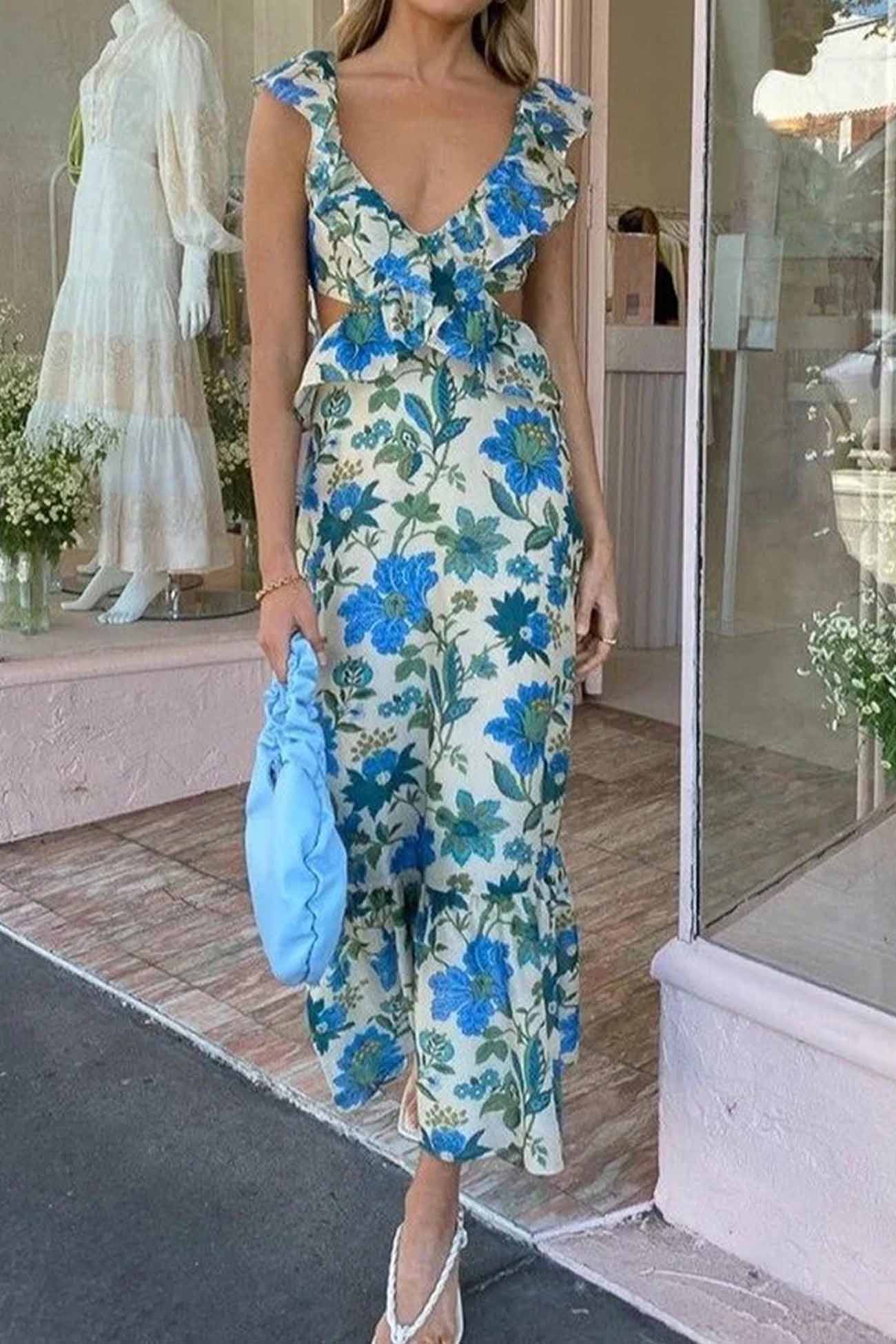 Well Tailored Dress with a Graceful Silhouette