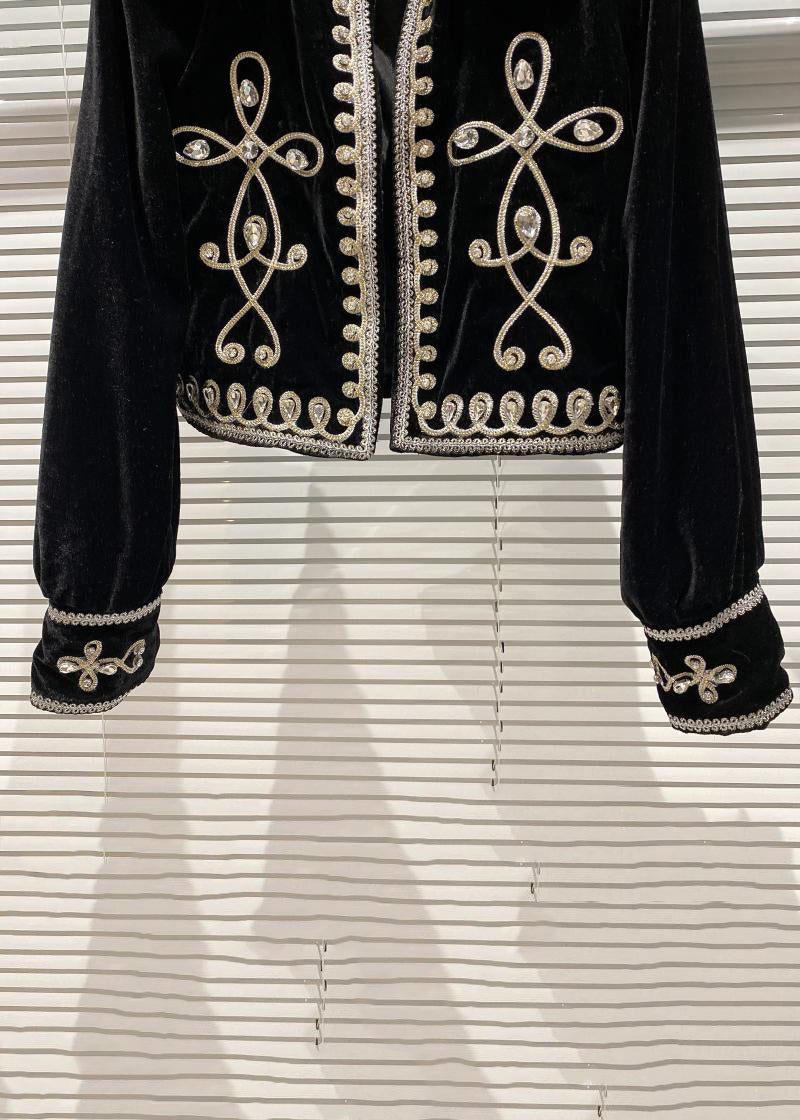 Elegantly Styled Coat for Everyday Wear