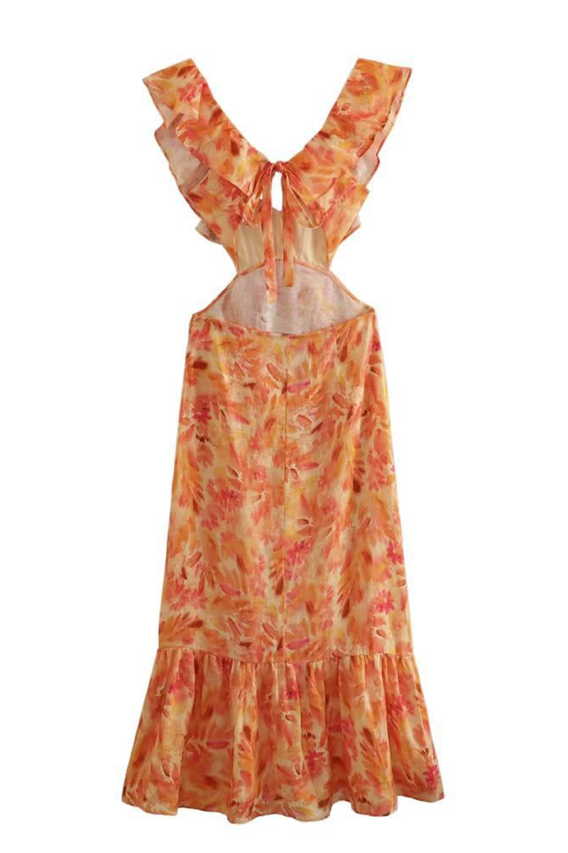 A Vintage Style Dress with Delicate Timeless Details