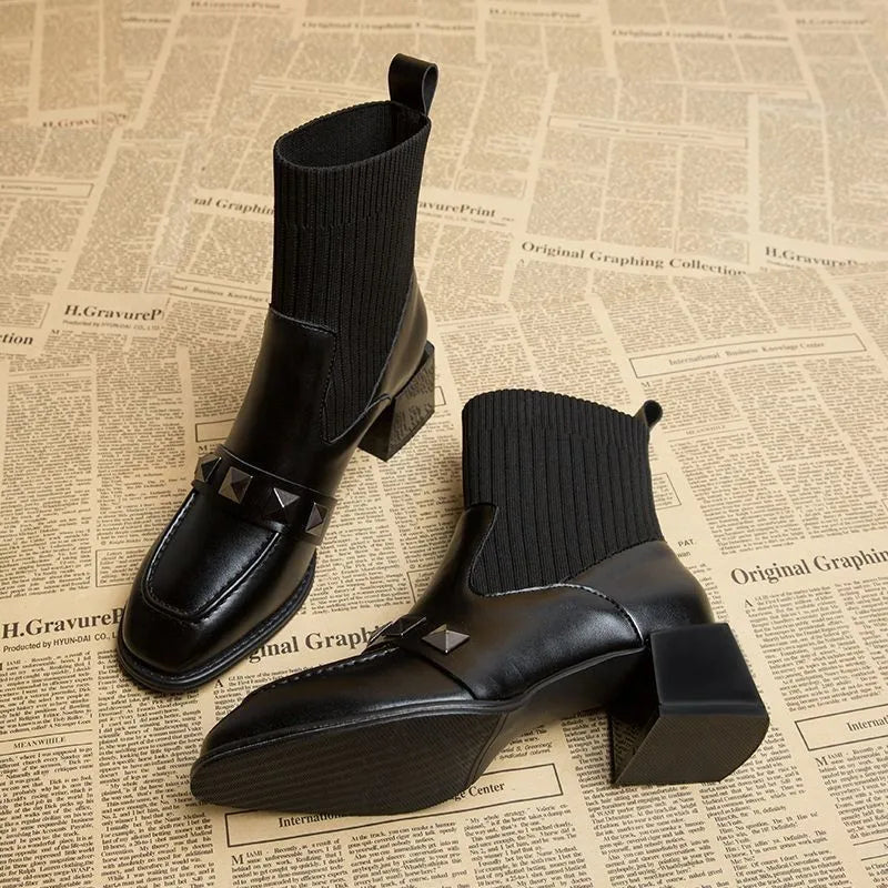 Well Tailored Boots with a Graceful Silhouette
