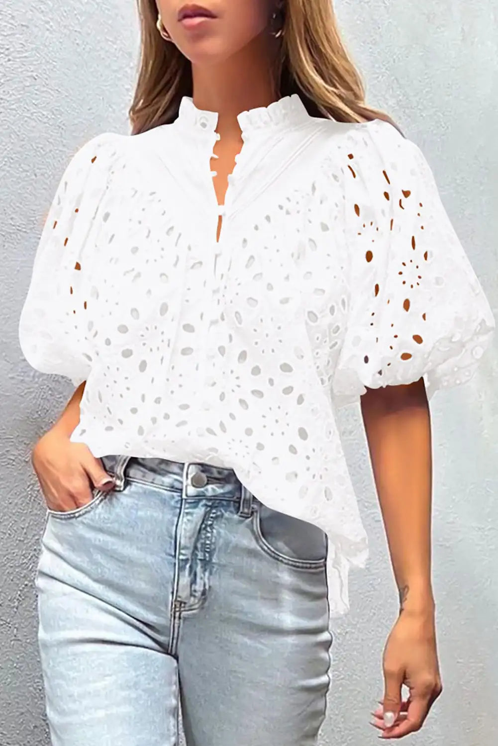 Beautifully Crafted Blouse in a Classic Style