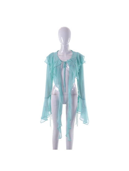 A Vintage Style Top with Delicate Timeless Details