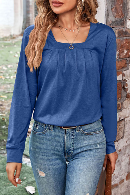 Effortlessly Elegant Top with a Timeless Design