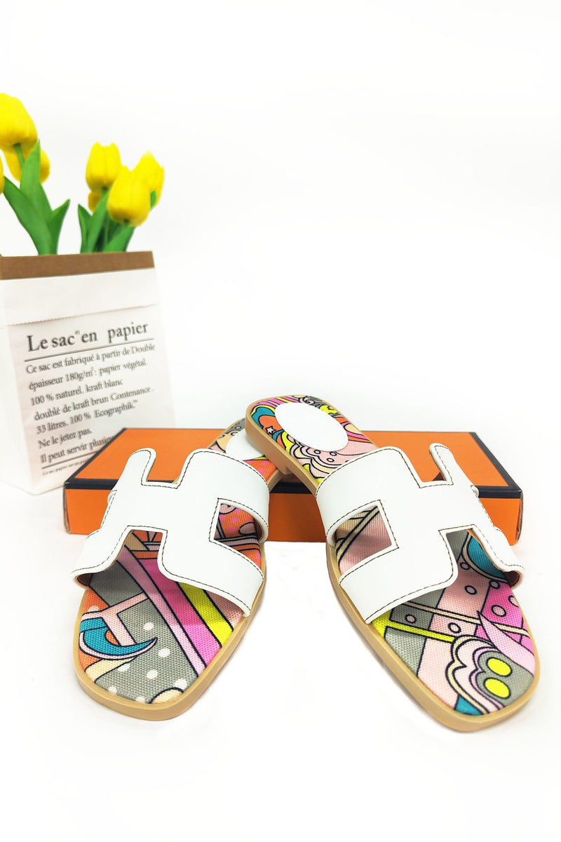 Elegantly Styled Sandals for Everyday Wear
