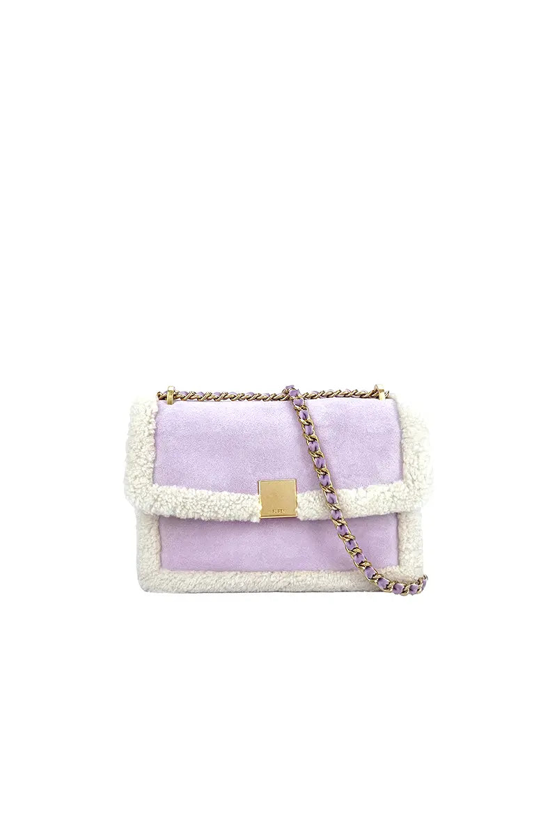 Sophisticated Bag with a Clean Classic Look