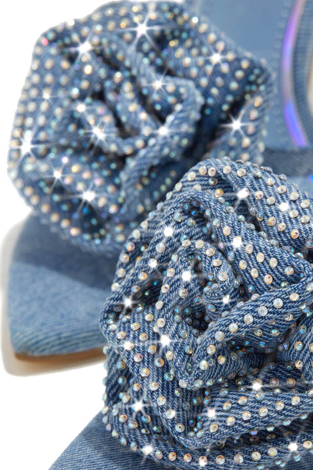 A Vintage Style Heels with Delicate Timeless Details