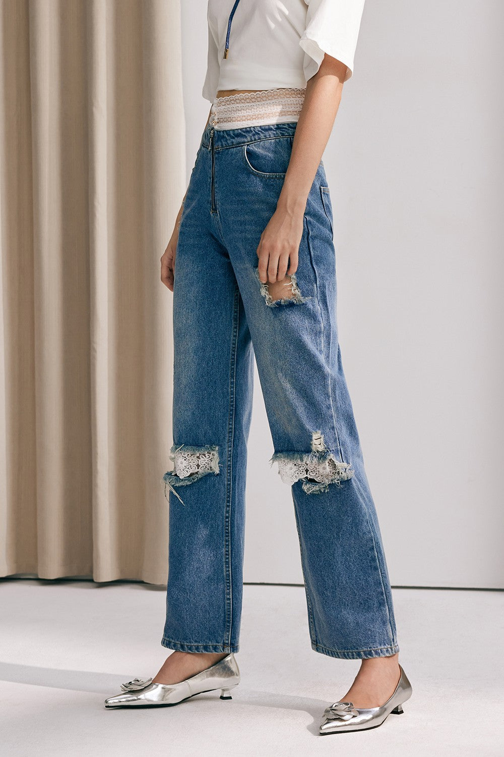 Well Tailored Garment with a Graceful Silhouette
