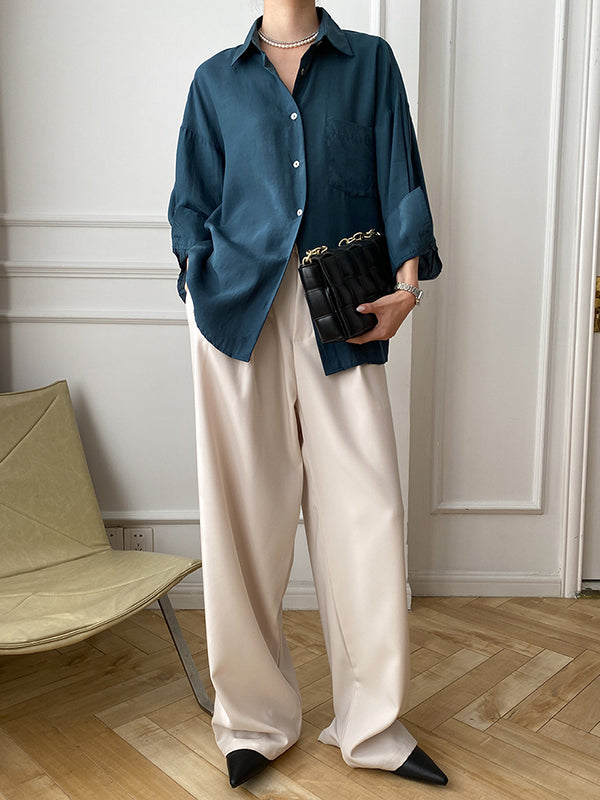 Classic Vintage Blouse with a Flattering Fit