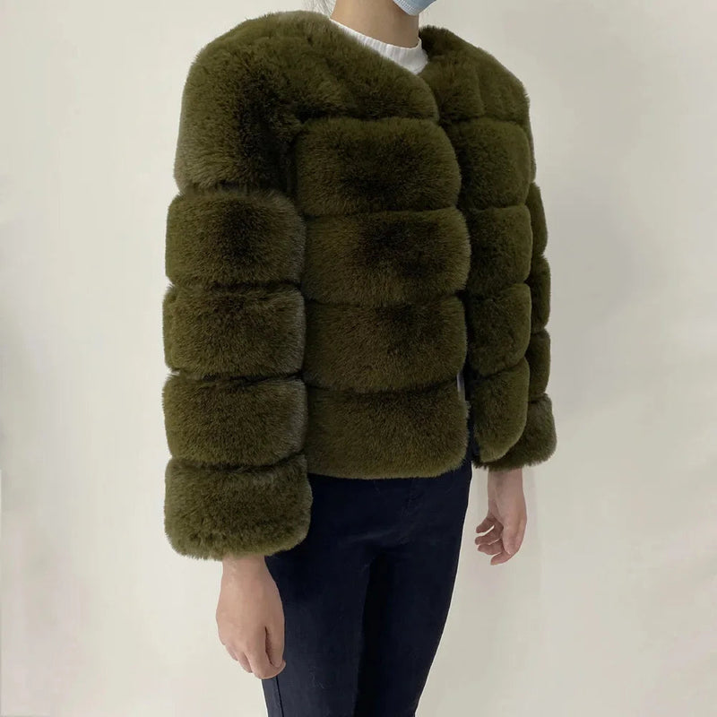 Gracefully Styled Coat for Any Occasion