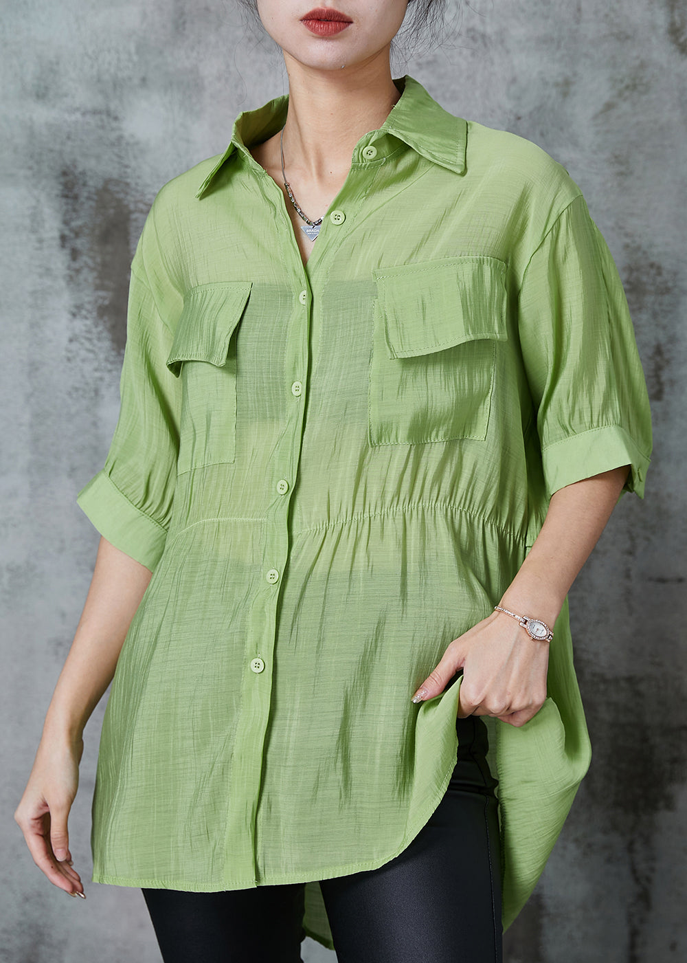 Effortlessly Elegant Shirt with a Timeless Design