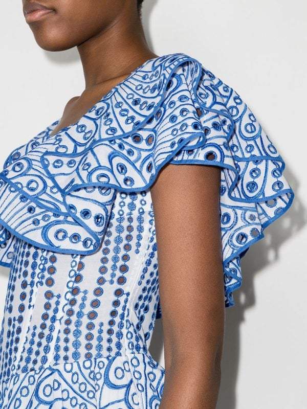 Gracefully Styled Dress for Any Occasion