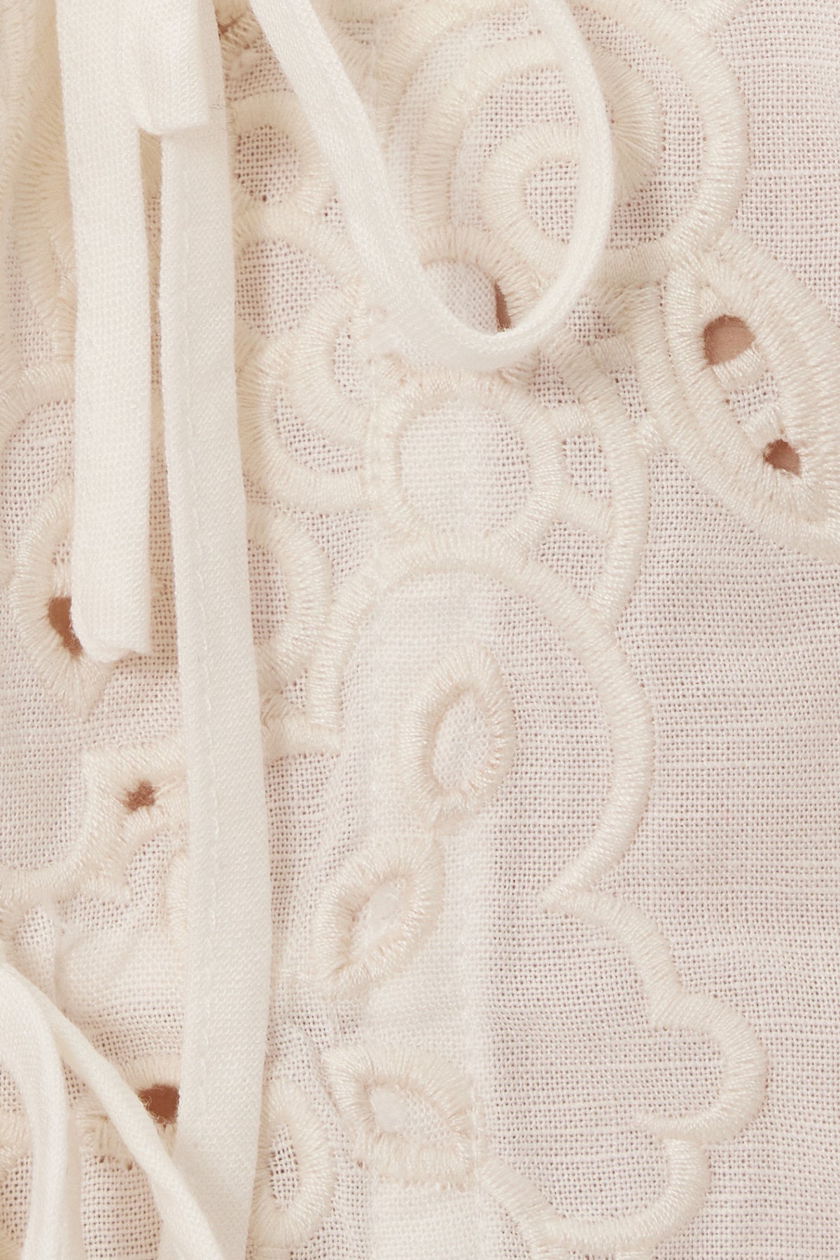 Beautifully Finished Pants in a Timeless Design
