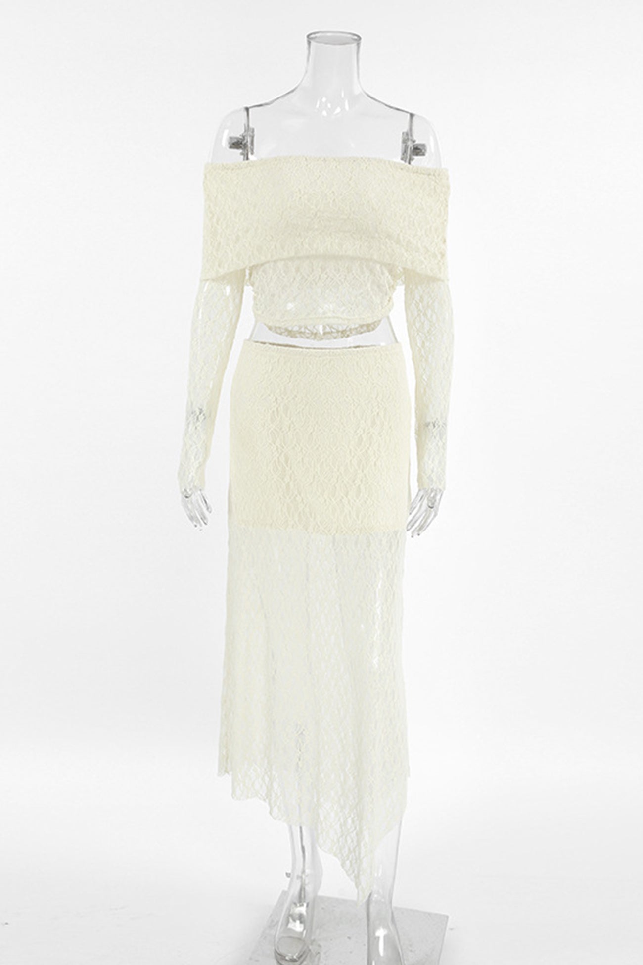 Beautifully Finished Top in a Timeless Design