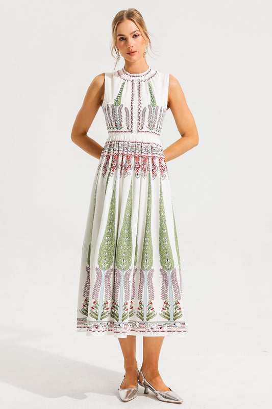 Gracefully Styled Dress for Any Occasion