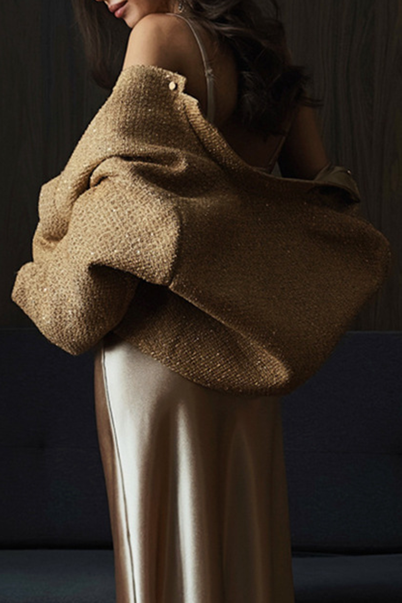 Gracefully Styled Garment for Any Occasion