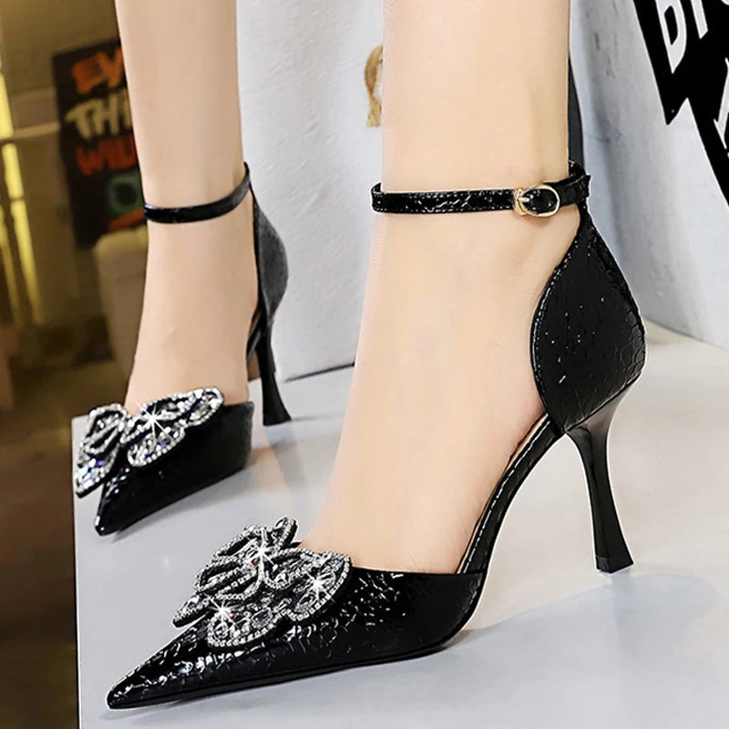 Elegantly Styled Heels for Everyday Wear