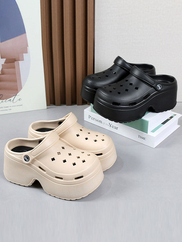 Effortlessly Elegant Sandals with a Timeless Design
