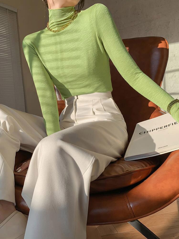 Elegantly Styled T-Shirt for Everyday Wear